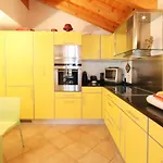 Dominic B Appartement